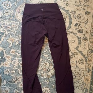 LuLuLemon 21’ leggings